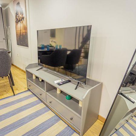 Appartement Cosy Flat In The Dob Street - Sapphire à Budapest Extérieur photo
