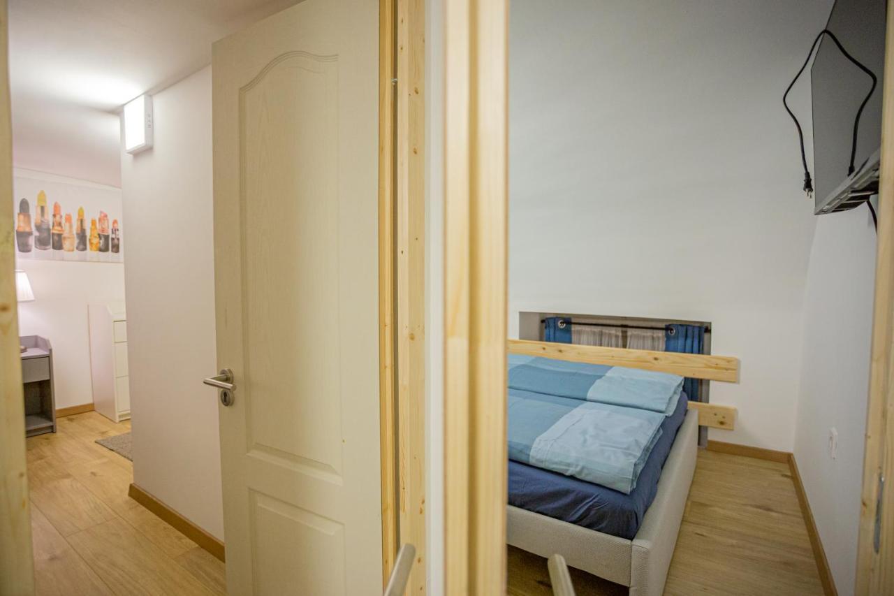Appartement Cosy Flat In The Dob Street - Sapphire à Budapest Extérieur photo